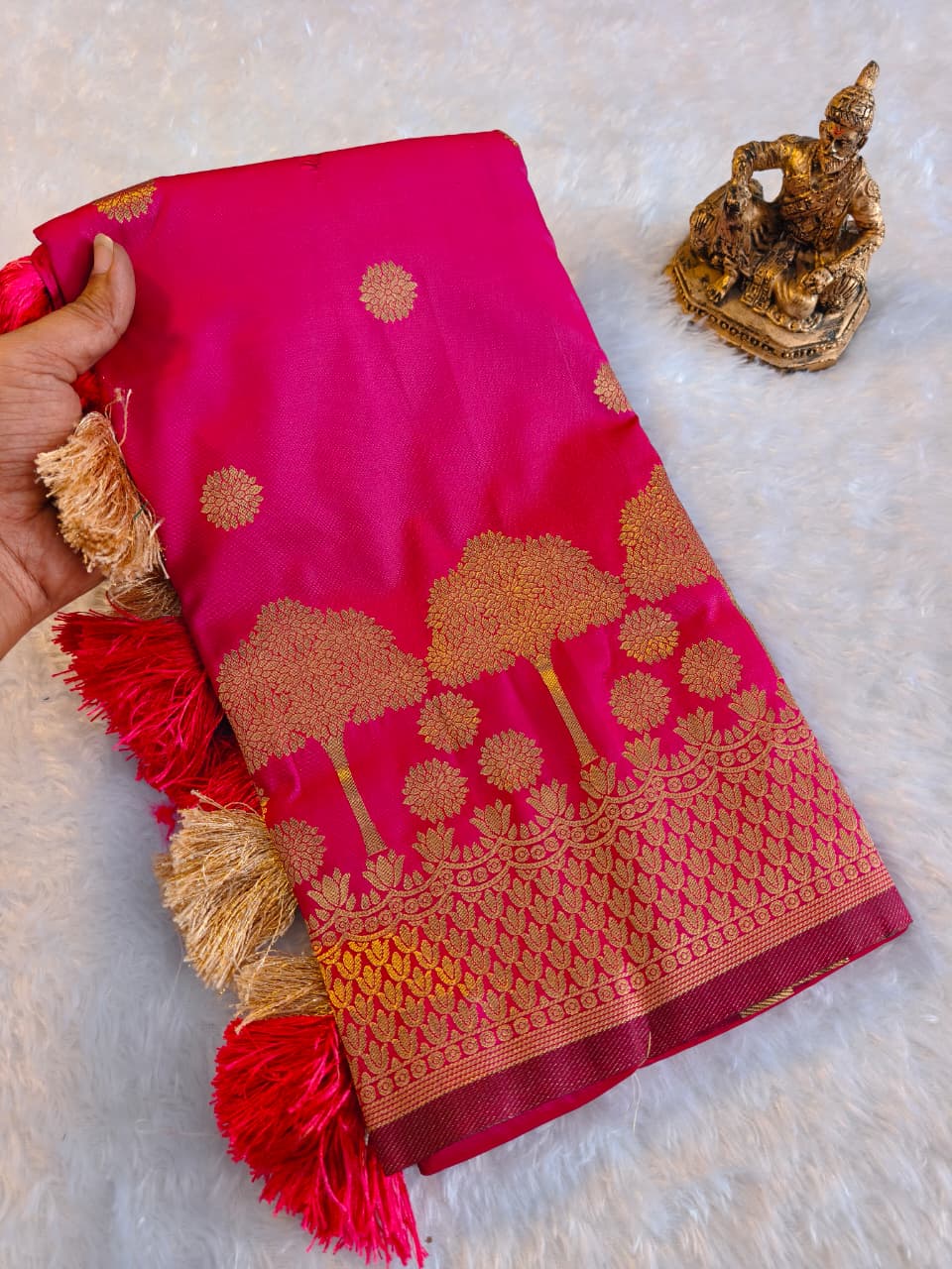 Soft Banarasi Silk Rani Pink Saree with Tree Zari Weaving